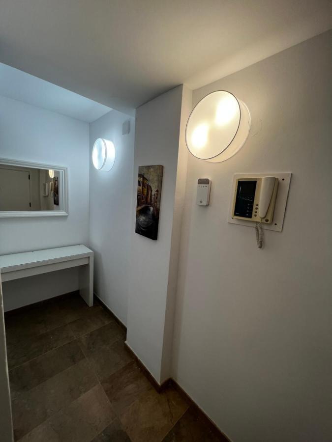 Apartamento A 3 Minutos De La Playa サロウ エクステリア 写真